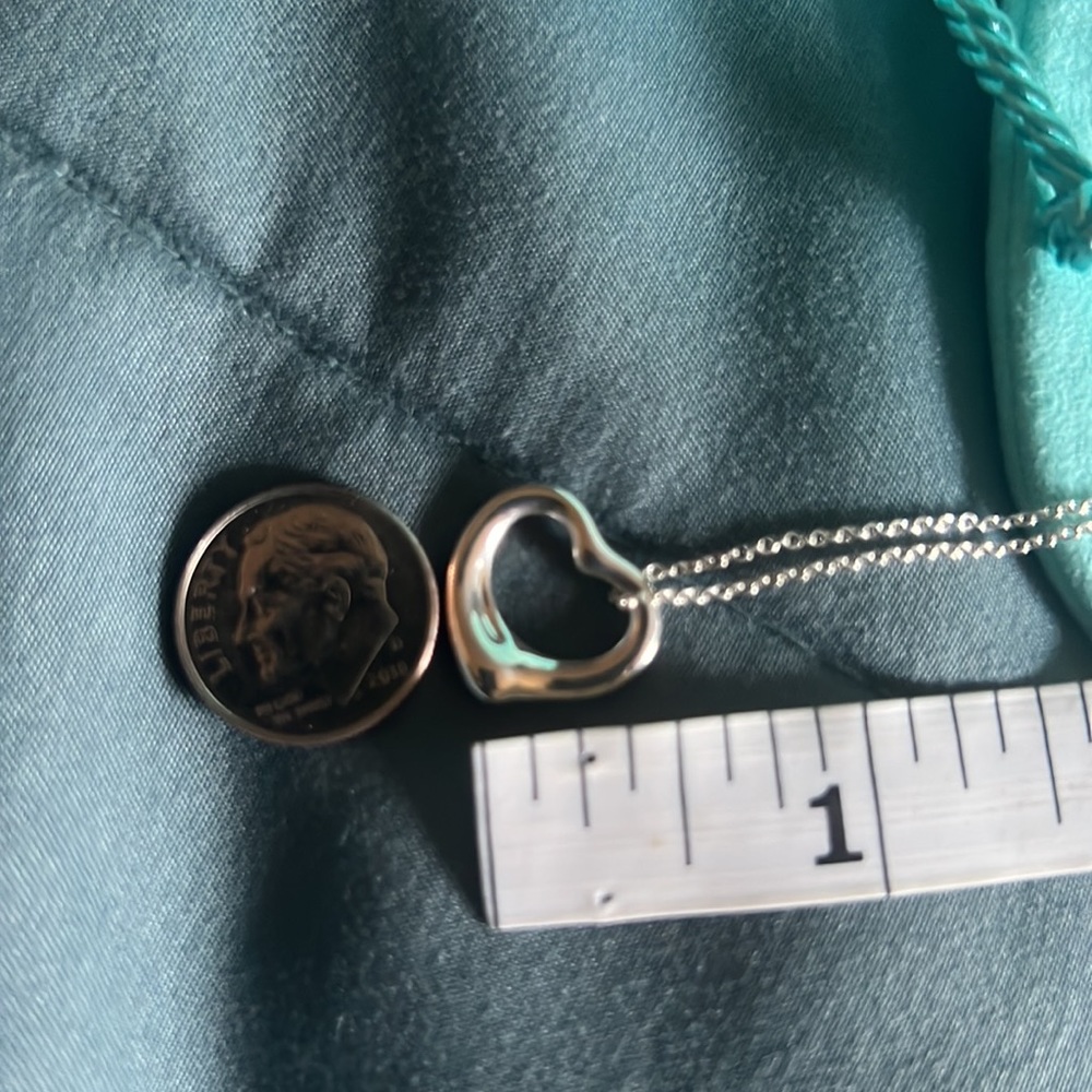 Tiffany & Co Elsa Peretti Heart Necklace Small - Picture 4 of 11